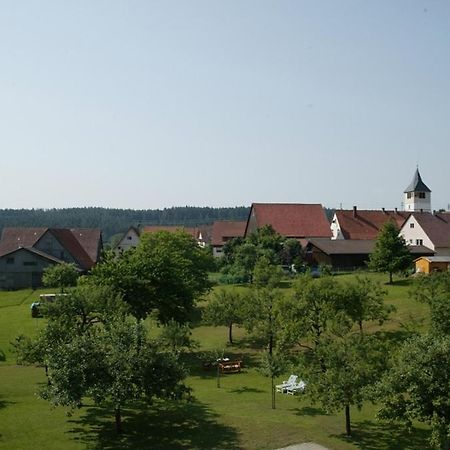 Landgasthof Loewen Neubulach Exteriér fotografie